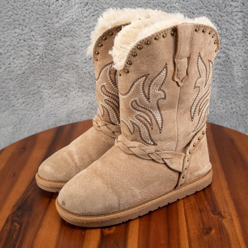 Wrangler Kids LAMO Brown Sherpa Lined Western Cowboy Boots - Girls/Youth Size 3